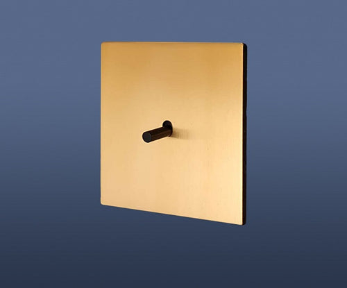 Load image into Gallery viewer, 1 GANG 2 WAY INTERMEDIATE TOGGLE LIGHT SWITCH - MATT GOLD
