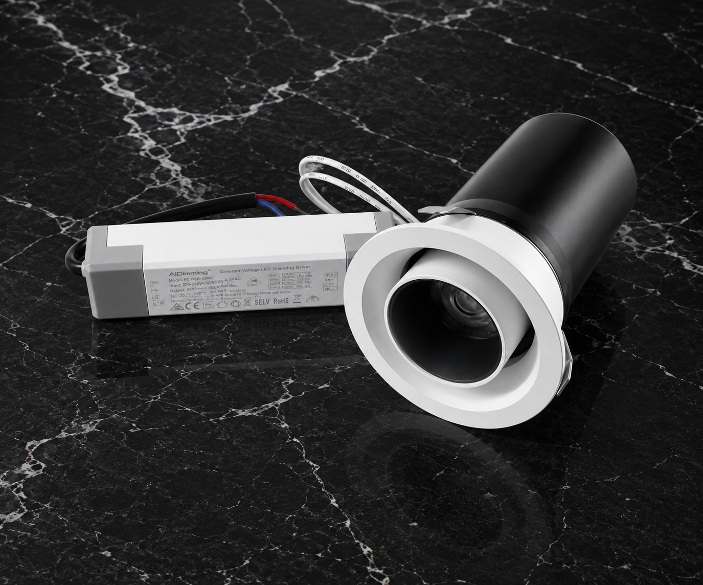 ENZO LED 8W Triac Dimmable Recessed Spot Downlight, IP44 3000K, 640lm, CRI:>90 with extra Black Insert Ring 24 Beam Angle