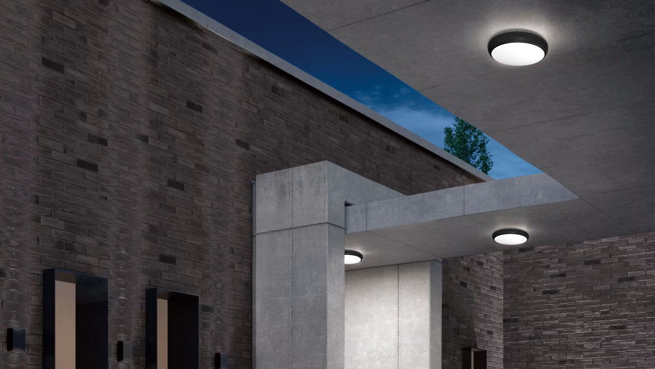 Oscar Modular 12W/18/24W 3 x Powers Switchable CCT Standard IP65 Bulkhead, IK10 100lm/W, Φ300*70mm White Bezel